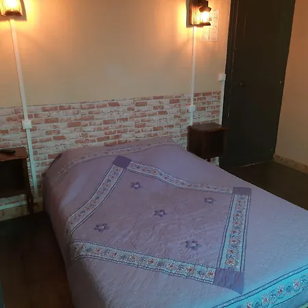 Hotel Des Pilotis Beauvoir-en-Lyons