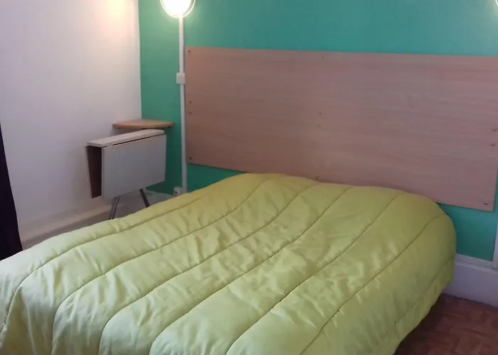 Des Pilotis Beauvoir-en-Lyons