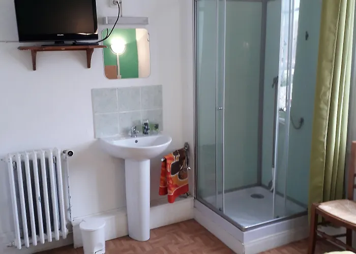 Des Pilotis Hotel Beauvoir-en-Lyons